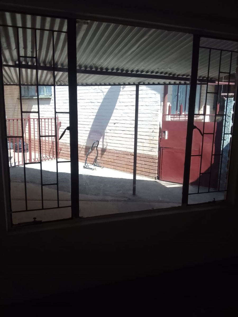 5 Bedroom Property for Sale in Geelhoutpark North West